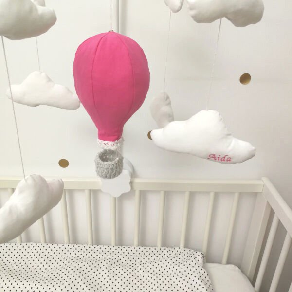 Baby carusel patut balon cu aer cald fucsia
